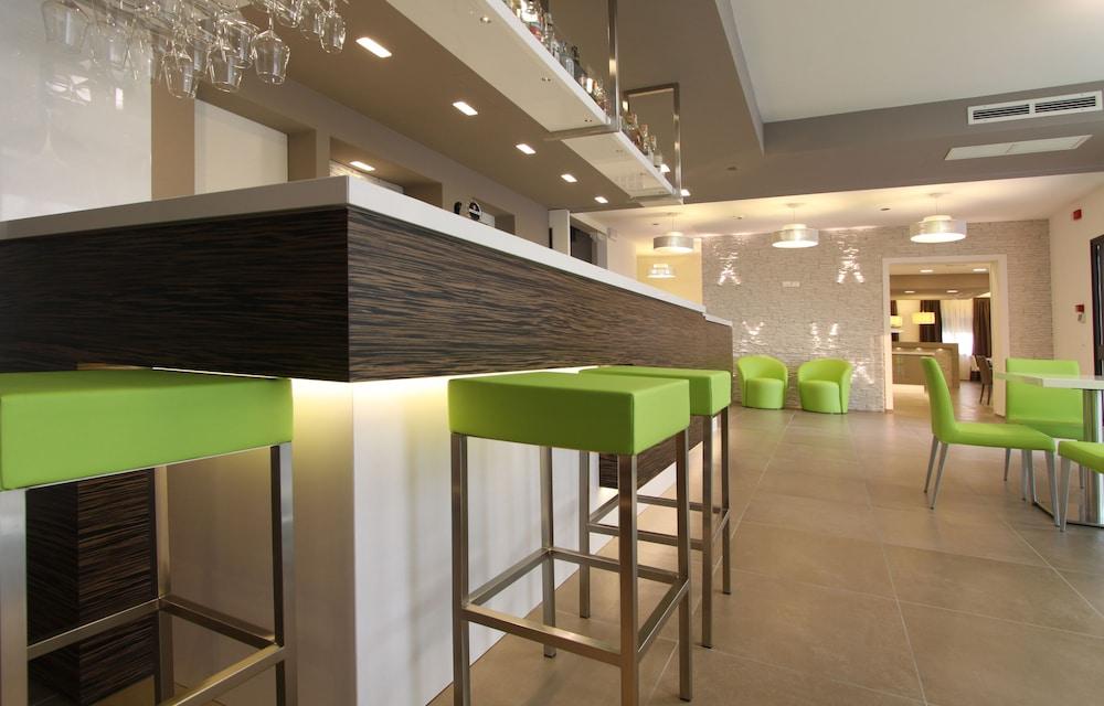 Hotel Casa Serena Μαλτσεζίνε Εξωτερικό φωτογραφία
