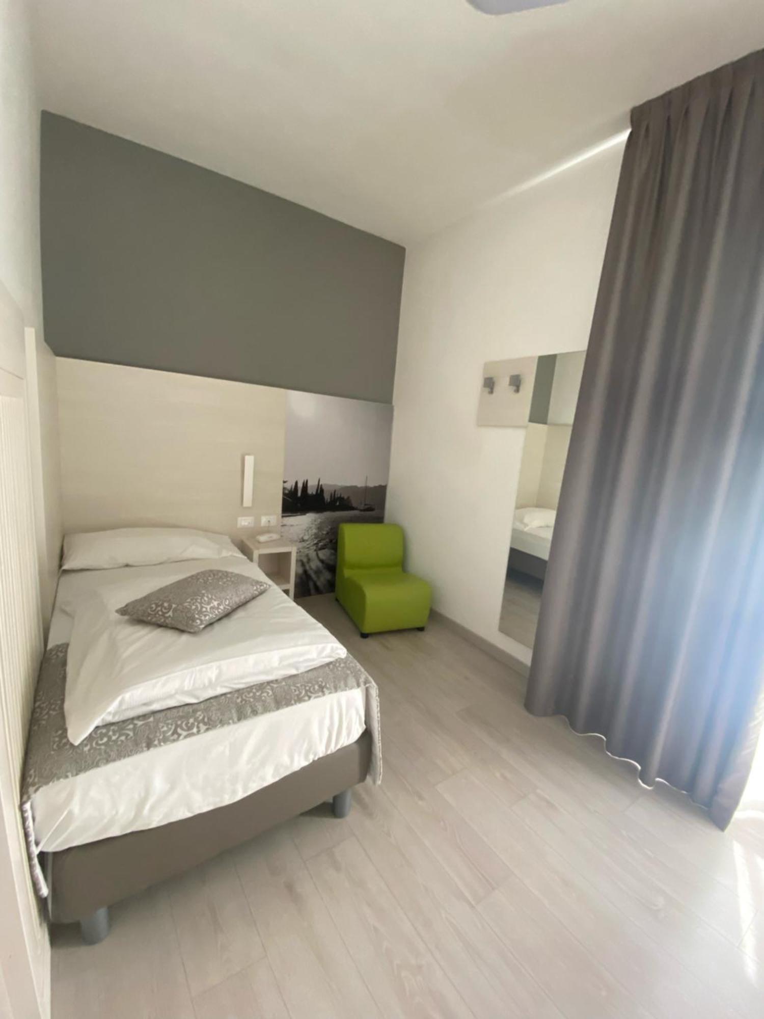 Hotel Casa Serena Μαλτσεζίνε Εξωτερικό φωτογραφία