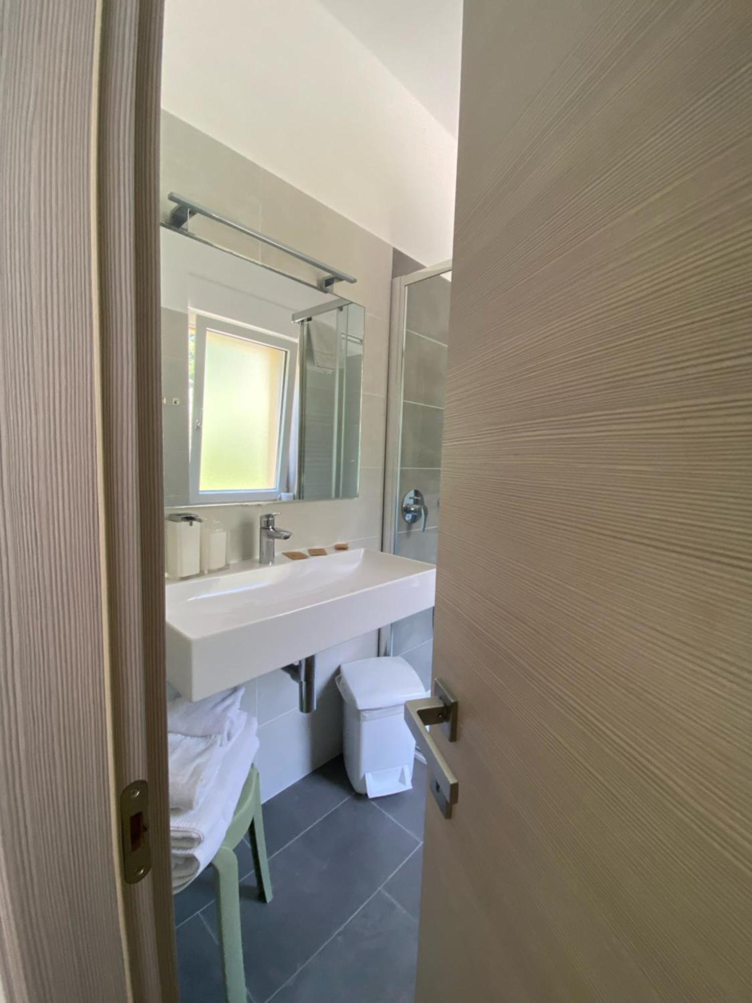 Hotel Casa Serena Μαλτσεζίνε Εξωτερικό φωτογραφία