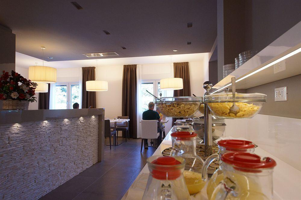 Hotel Casa Serena Μαλτσεζίνε Εξωτερικό φωτογραφία