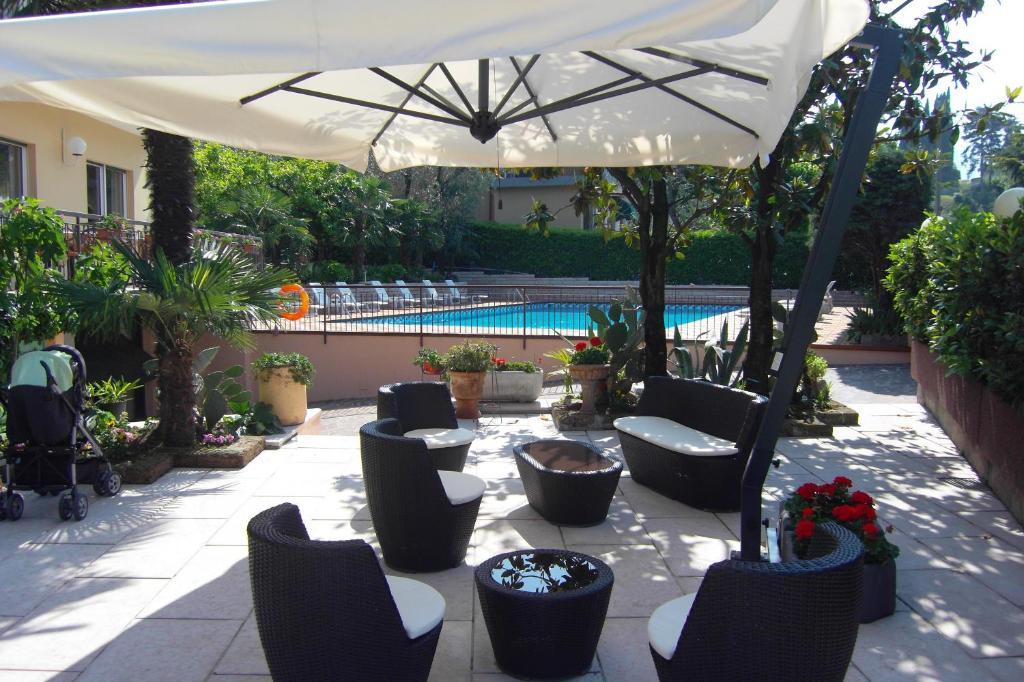 Hotel Casa Serena Μαλτσεζίνε Εξωτερικό φωτογραφία