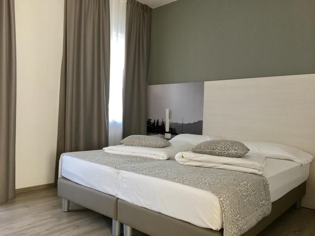 Hotel Casa Serena Μαλτσεζίνε Εξωτερικό φωτογραφία