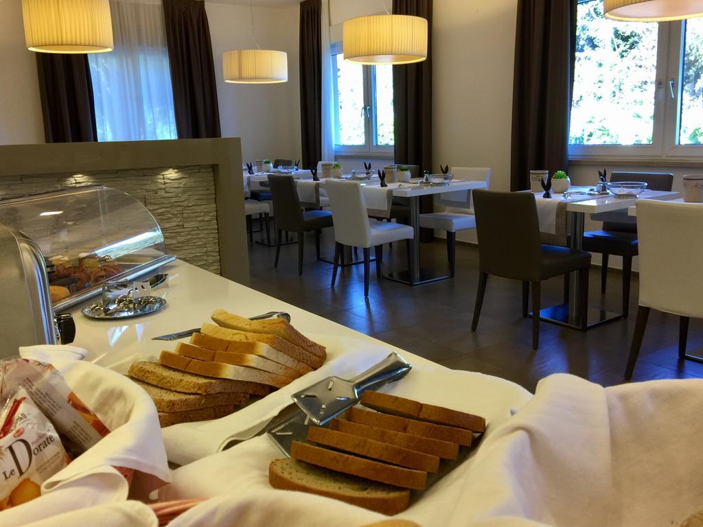 Hotel Casa Serena Μαλτσεζίνε Εξωτερικό φωτογραφία